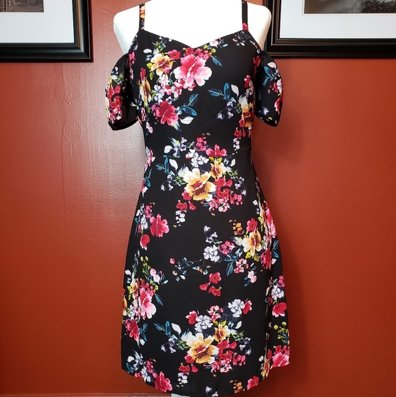 Express black and floral cold shoulder dress - Picture 1 of 8